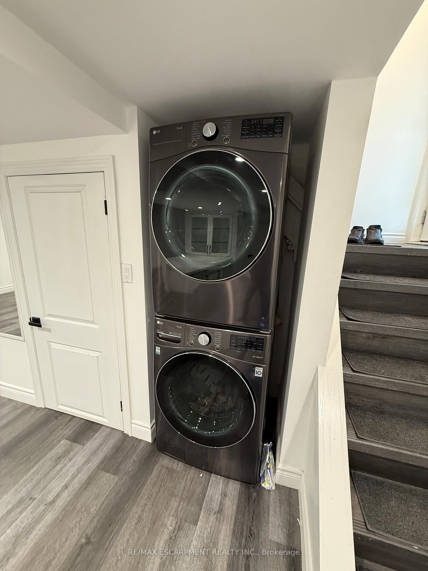 79 Castlefield Drive, Unit Basement - Photo 16