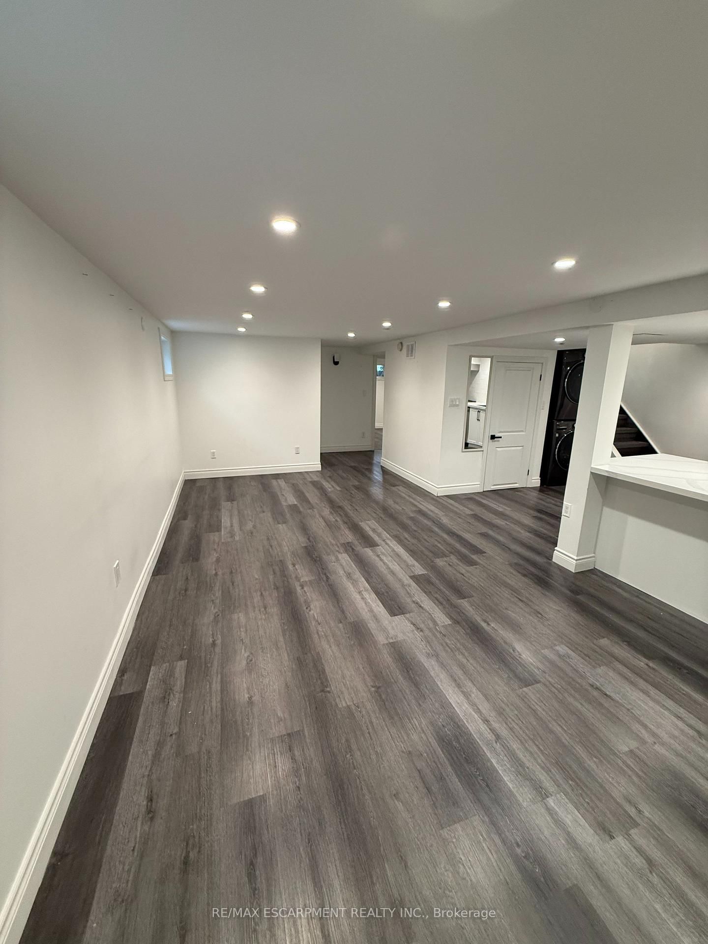 79 Castlefield Drive, Unit Basement - Photo 5