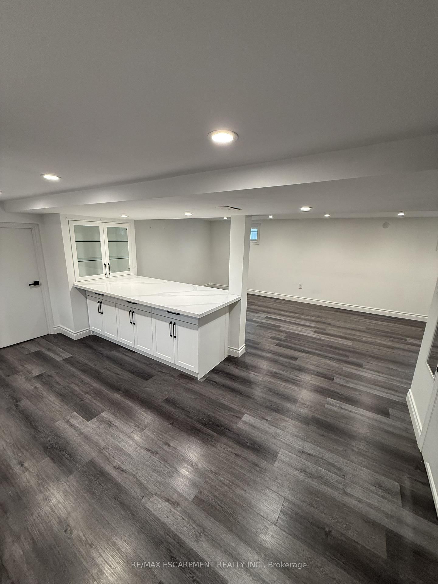 79 Castlefield Drive, Unit Basement - Photo 6