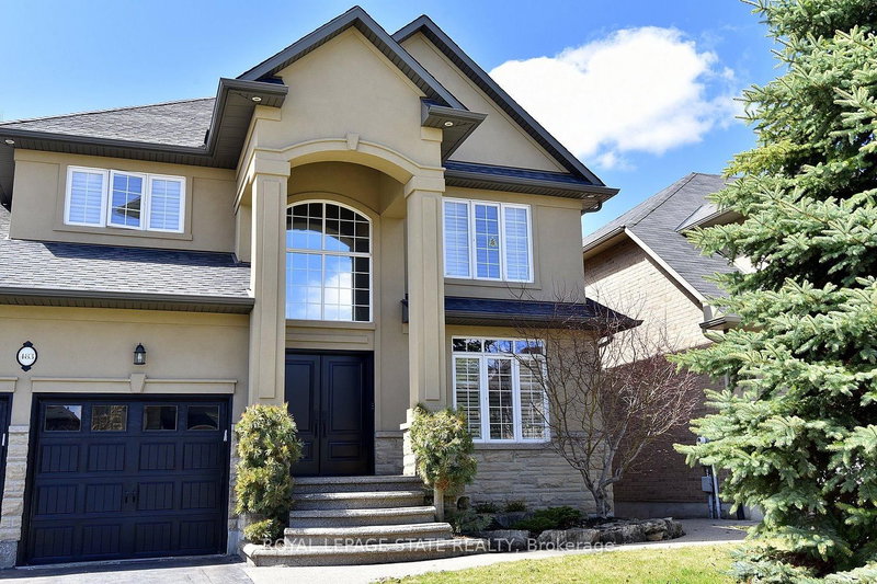 483 Valridge Dr, Hamilton, L9G 0B2 | Image 2