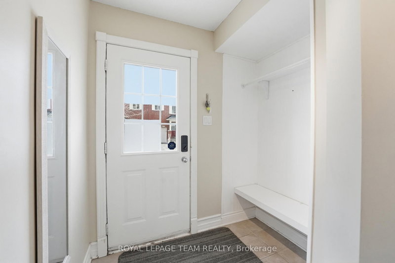 206 - 90 Edenvale Dr, Kanata, K2K 3N8 | Image 3