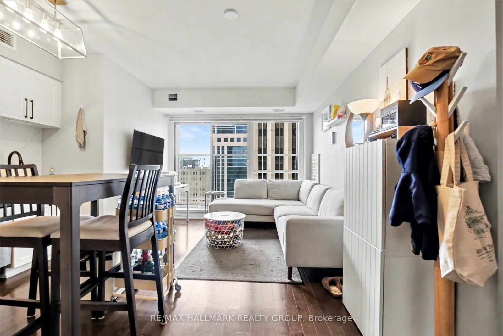 40 Nepean Street, Unit 1502 - Photo 9