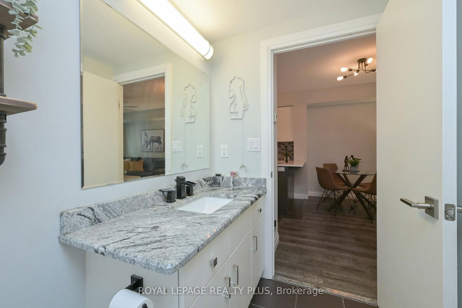 53 Arthur Street S, Unit 614 - Photo 15