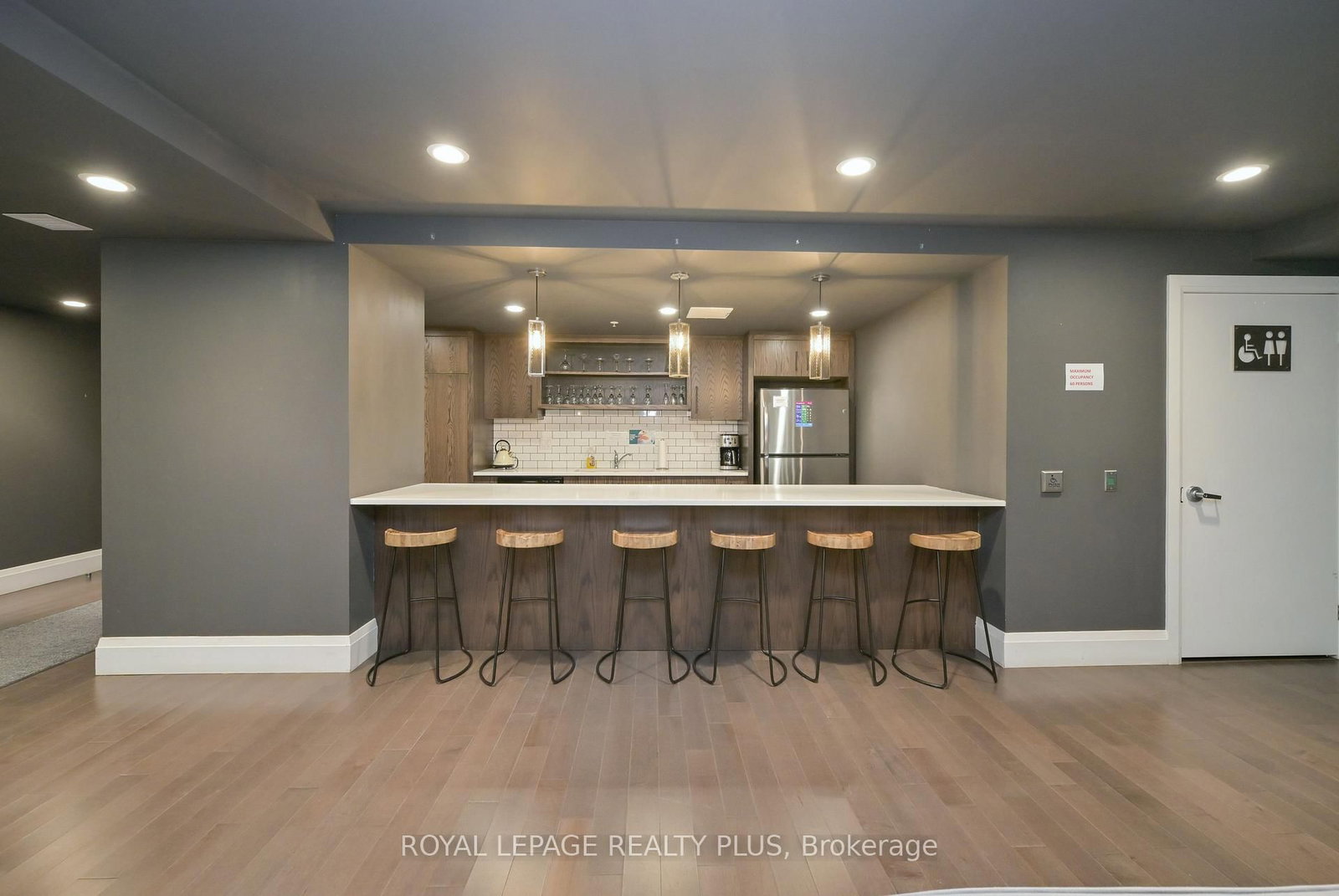 53 Arthur Street S, Unit 614 - Photo 30