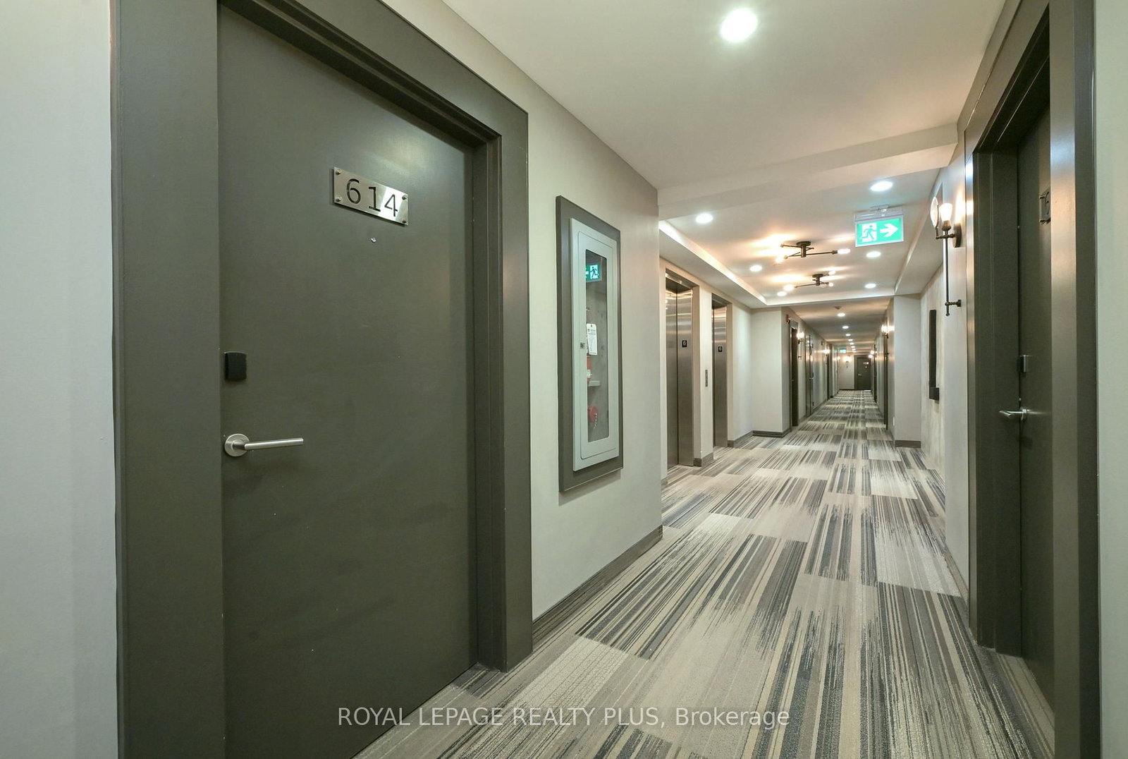 53 Arthur Street S, Unit 614 - Photo 32