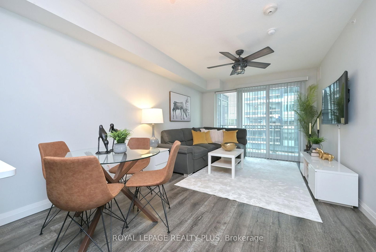 53 Arthur Street S, Unit 614 - Photo 5