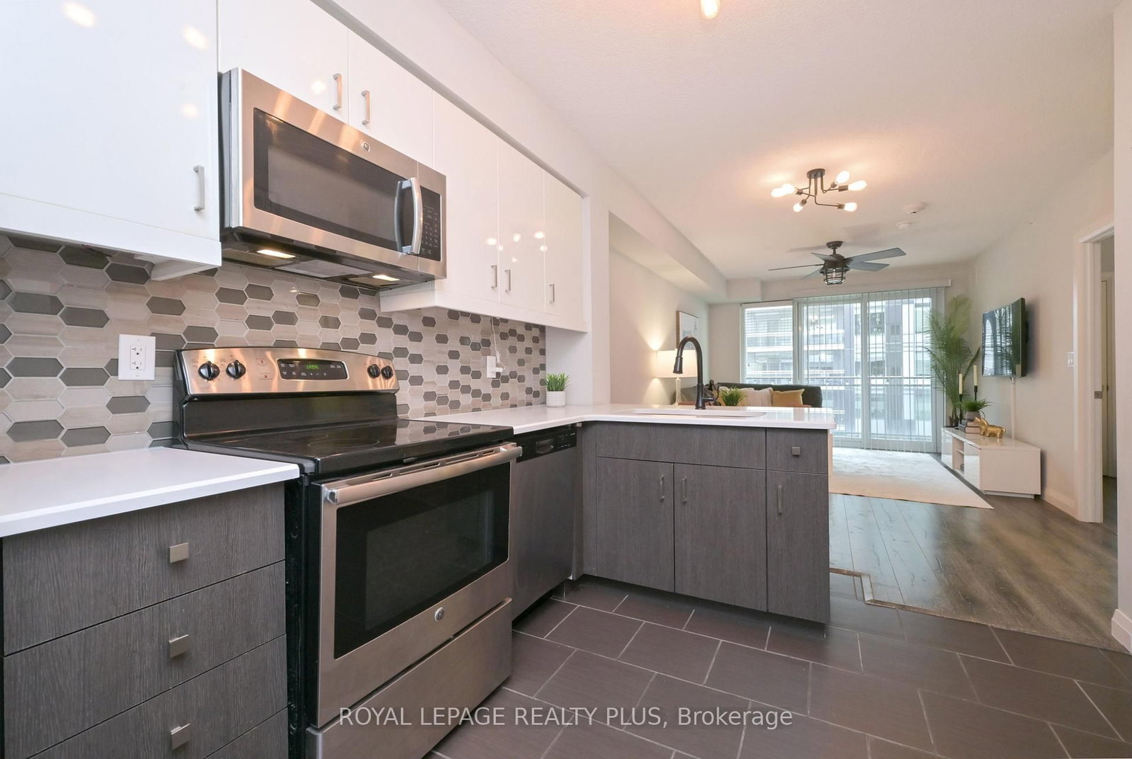 53 Arthur Street S, Unit 614 - Photo 7