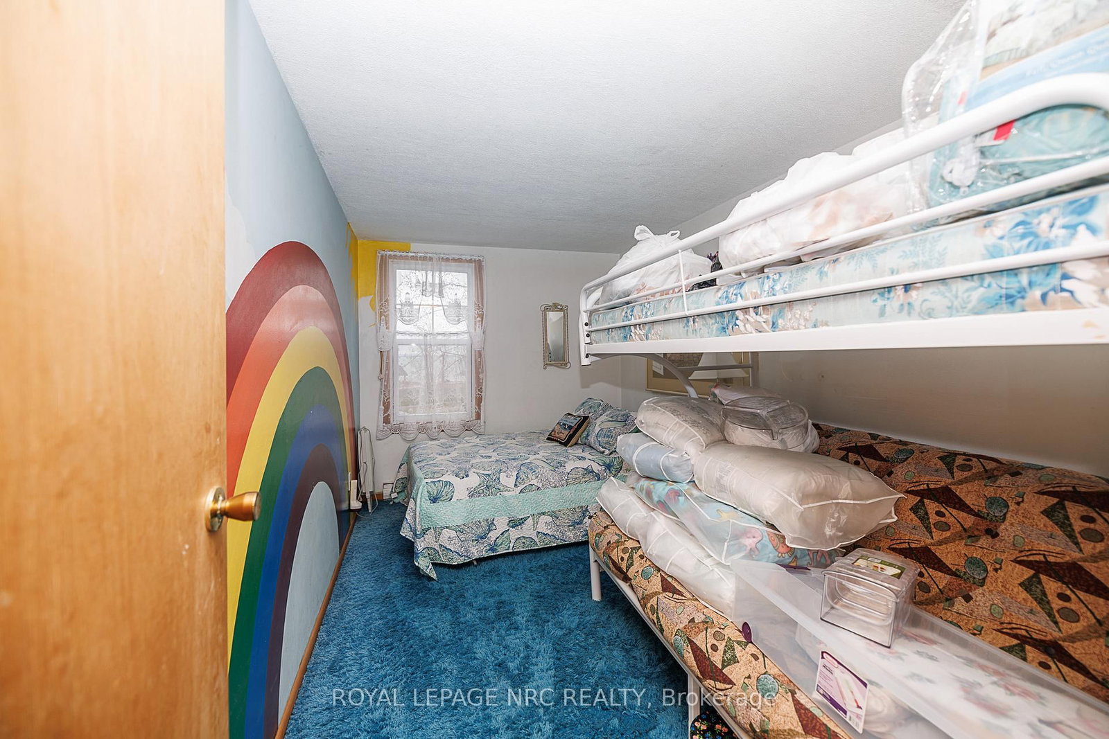 Detached House for sale at 3840 Terrace Lane, Fort Erie, Ontario, L0S 1B0 - Crystal Beach - MLS: X12982842