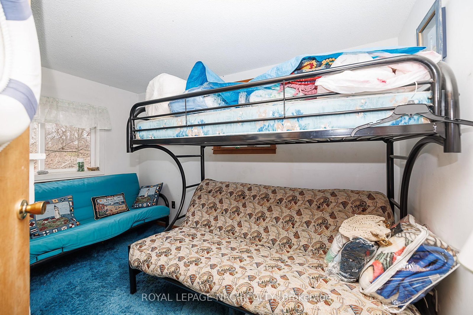 Detached House for sale at 3840 Terrace Lane, Fort Erie, Ontario, L0S 1B0 - Crystal Beach - MLS: X12982842