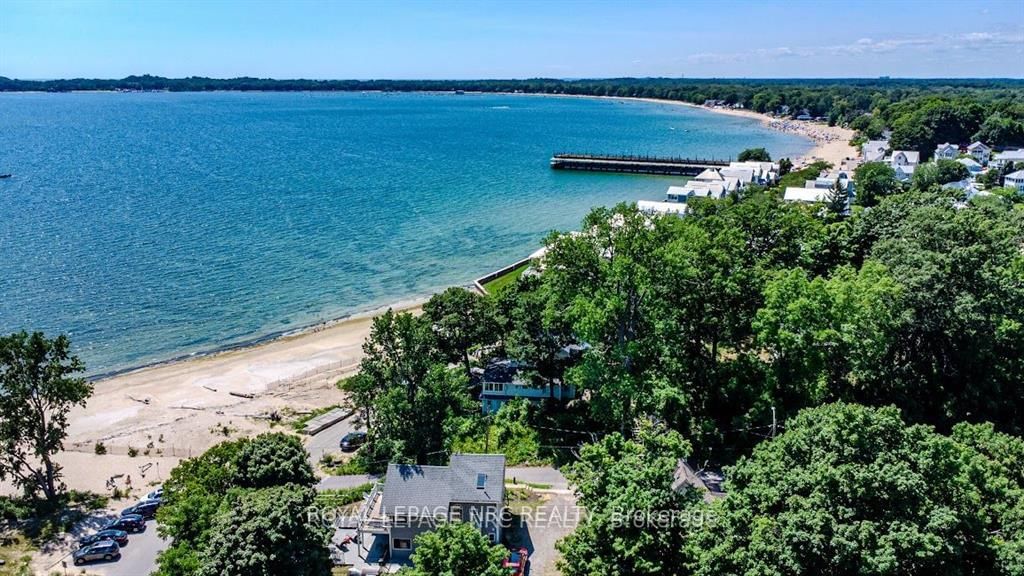 Detached House for sale at 3840 Terrace Lane, Fort Erie, Ontario, L0S 1B0 - Crystal Beach - MLS: X12982842