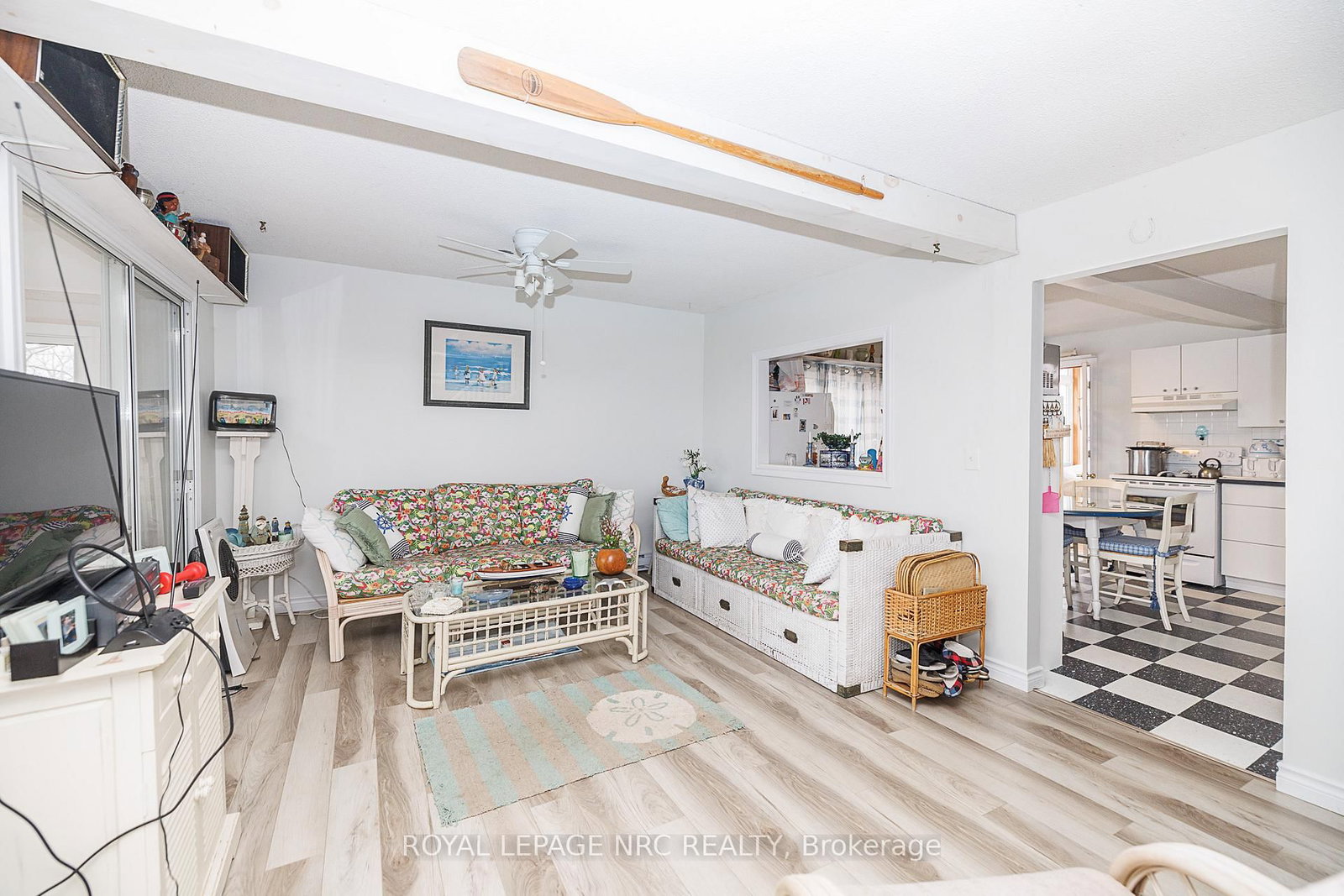 Detached House for sale at 3840 Terrace Lane, Fort Erie, Ontario, L0S 1B0 - Crystal Beach - MLS: X12982842