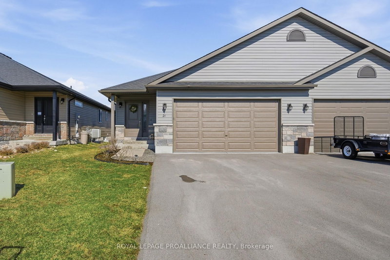 home for sale on 21 Lehtinen Crescent
