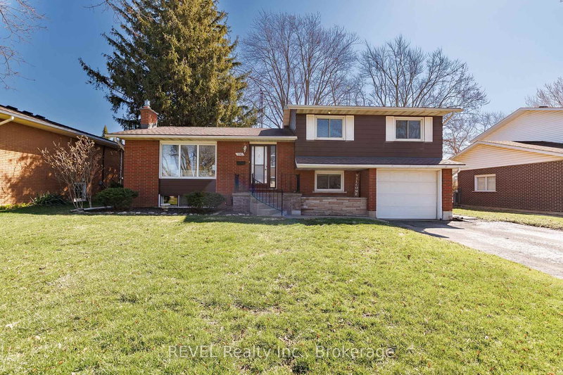 190 Willson Rd, Welland, L3C 2T6 | Image 2