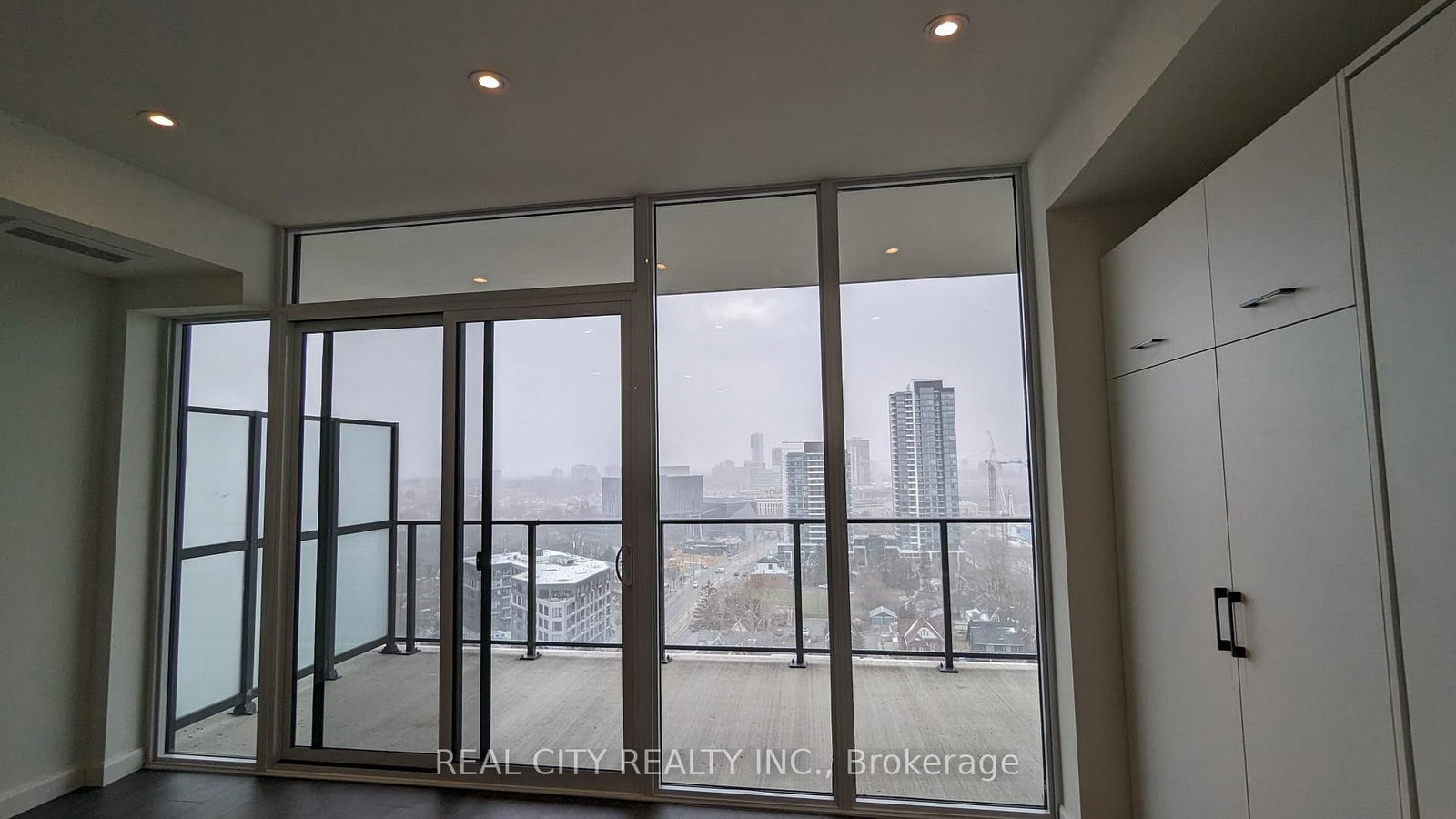 741 King Street West Street, Unit 1510 - Photo 4