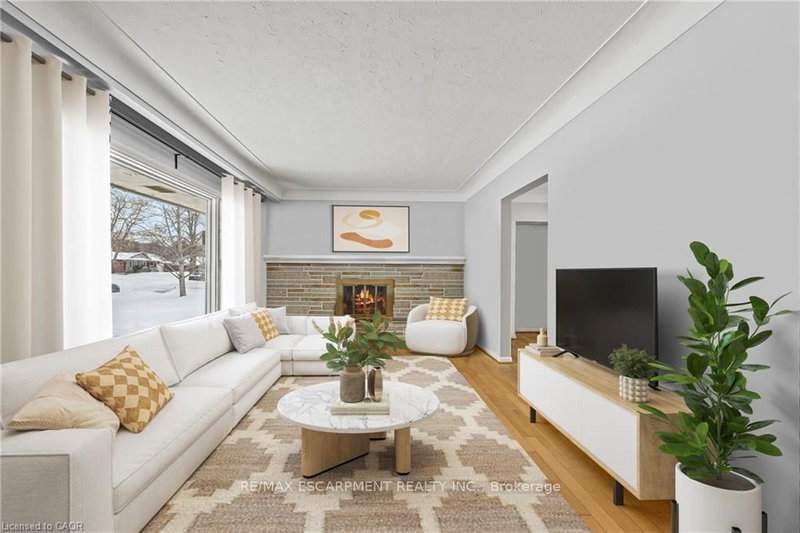 4 Mountview Ave, Grimsby, L3M 1V5 | Image 3