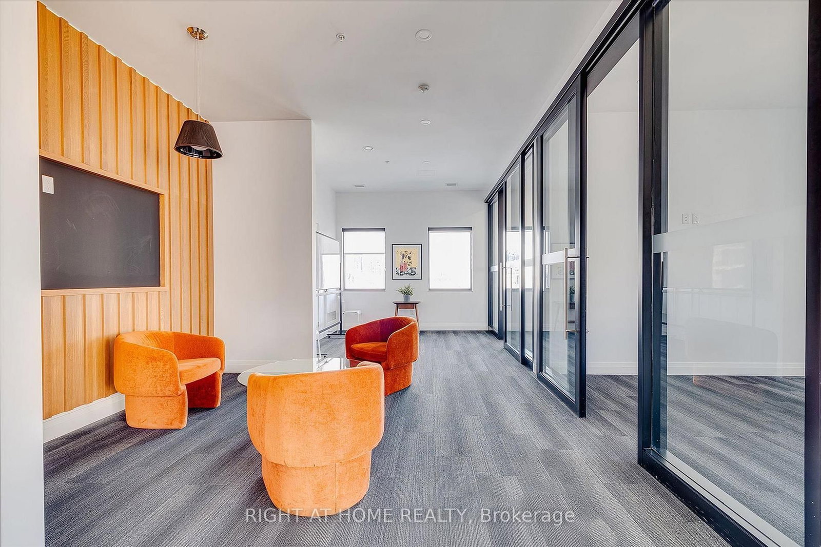 181 King Street S, Unit 1214 - Photo 32