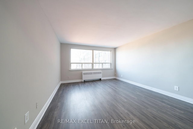 237C - 468 Ottawa Street