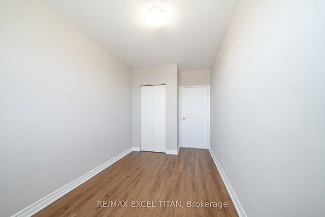 334D - 468 Ottawa Street N