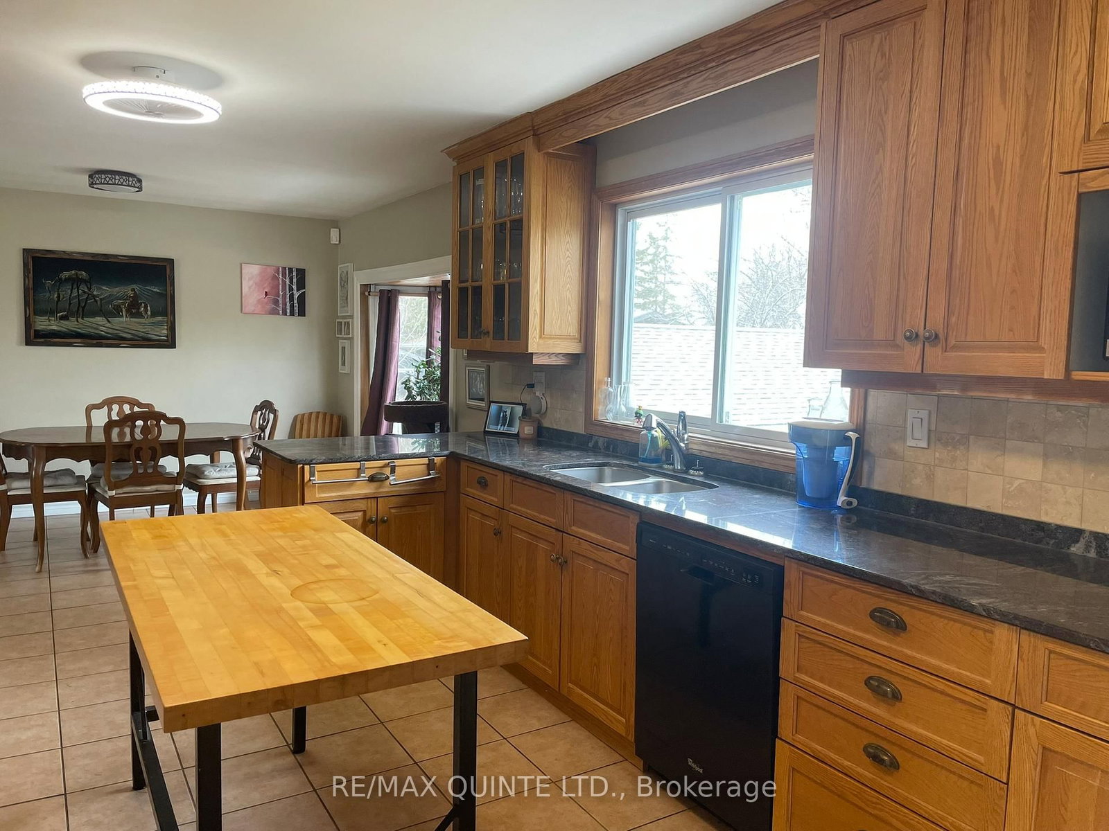 1752 County Road 3 • Prince Edward County, ON photo 11