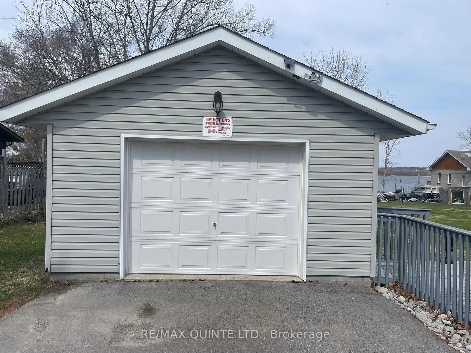 1752 County Road 3 • Prince Edward County, ON photo 38