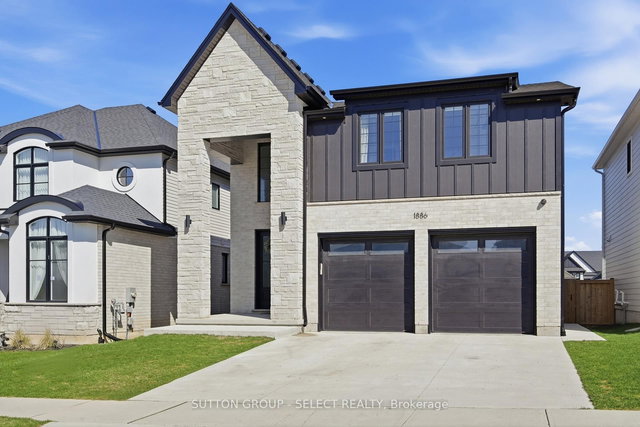 1886 Fountain Grass Drive