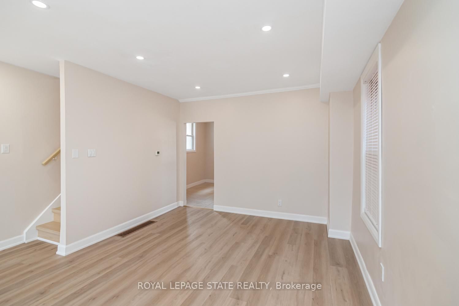 Detached House for sale at 60 Keith Street, Hamilton, Ontario, L8L 3S3 - Industrial Sector - MLS: X12983294