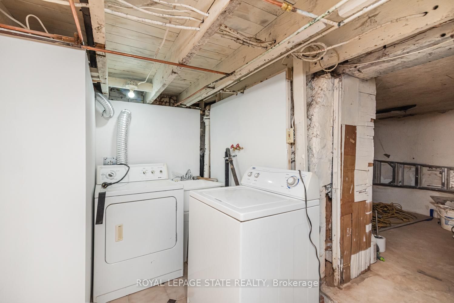 Detached House for sale at 60 Keith Street, Hamilton, Ontario, L8L 3S3 - Industrial Sector - MLS: X12983294