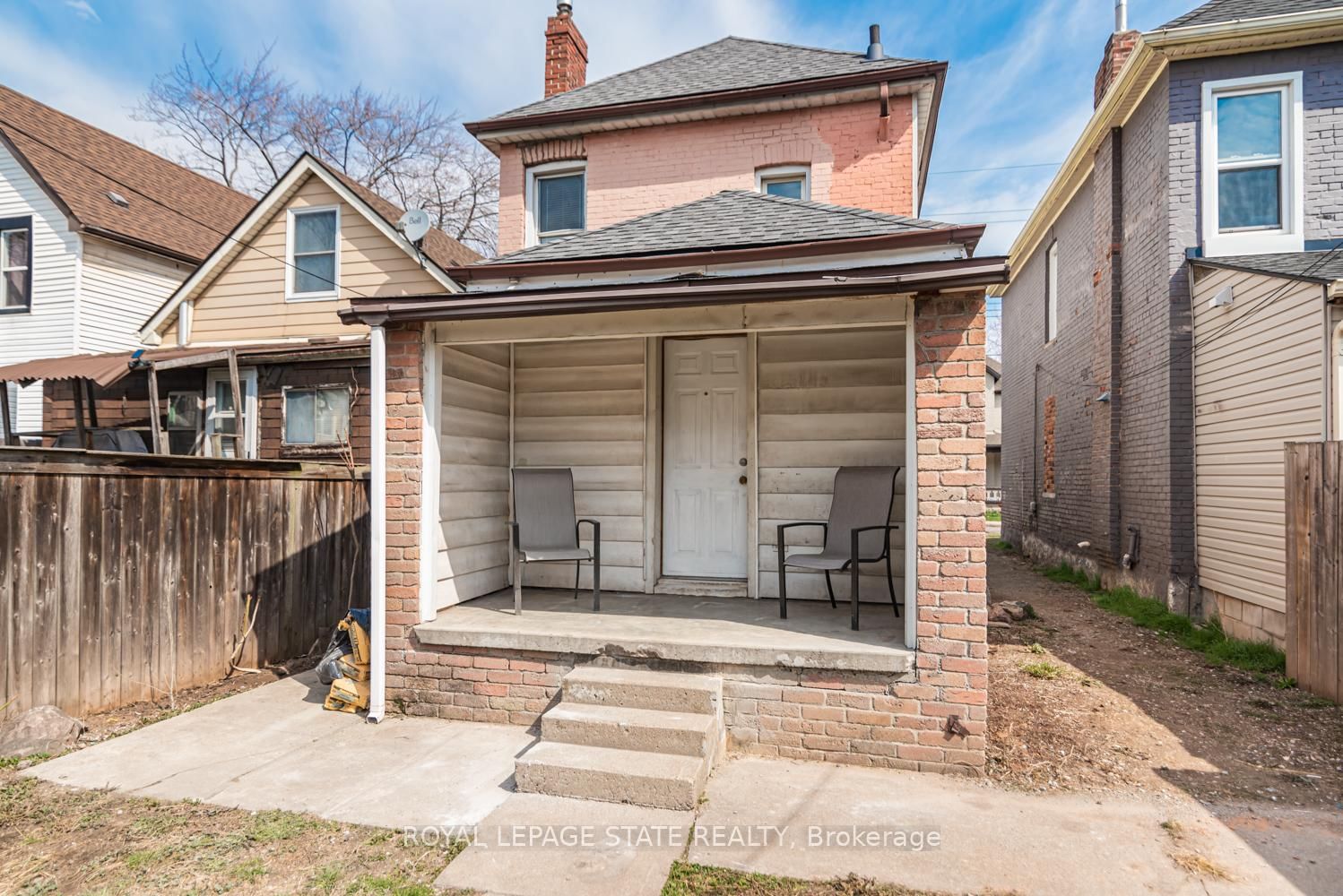 Detached House for sale at 60 Keith Street, Hamilton, Ontario, L8L 3S3 - Industrial Sector - MLS: X12983294