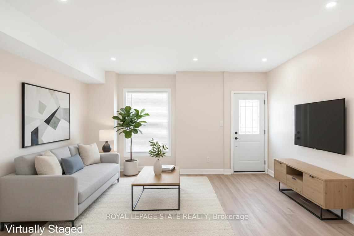 Detached House for sale at 60 Keith Street, Hamilton, Ontario, L8L 3S3 - Industrial Sector - MLS: X12983294