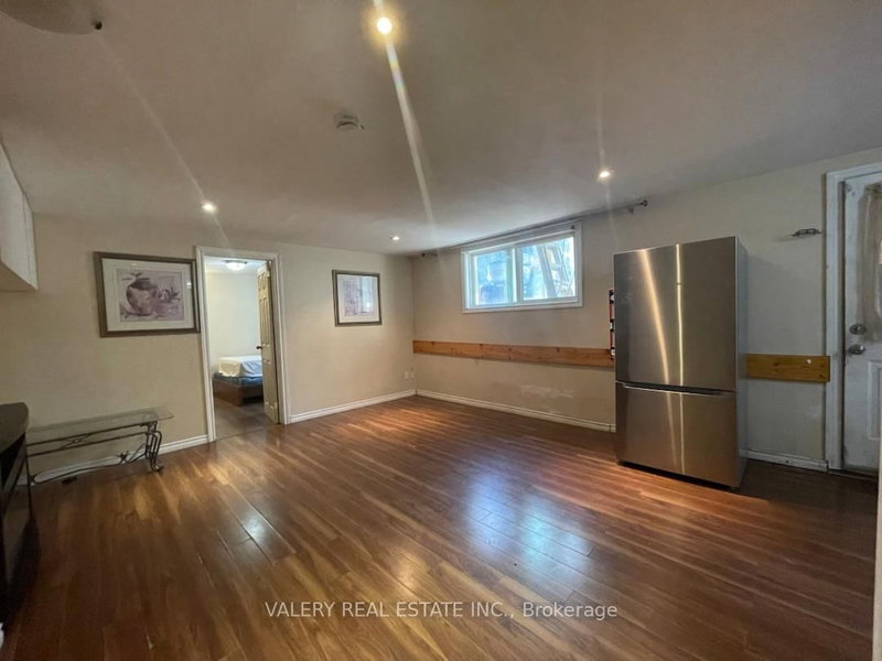 2 - 176 Fennell Ave E, Hamilton, L9A 1S3 | Image 3