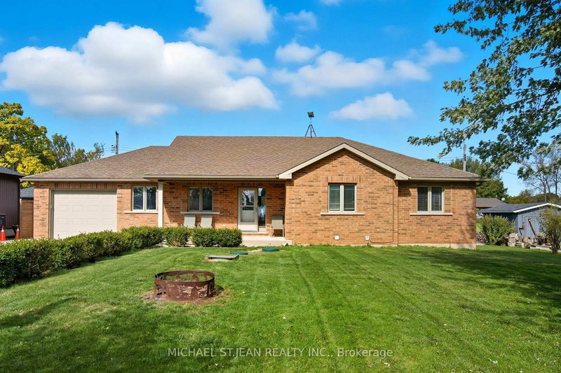 home for sale on 29 Lakeview Lane