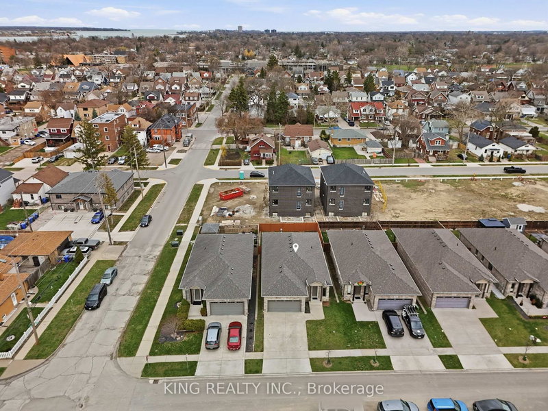 914 ELLROSE Ave, Windsor, N8Y 3W9 | Image 2