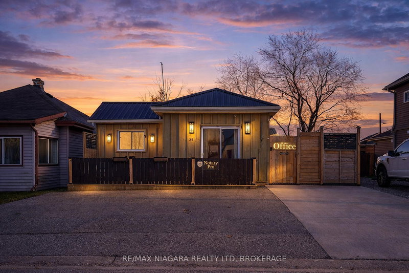 home for sale on 34 Pansy Avenue