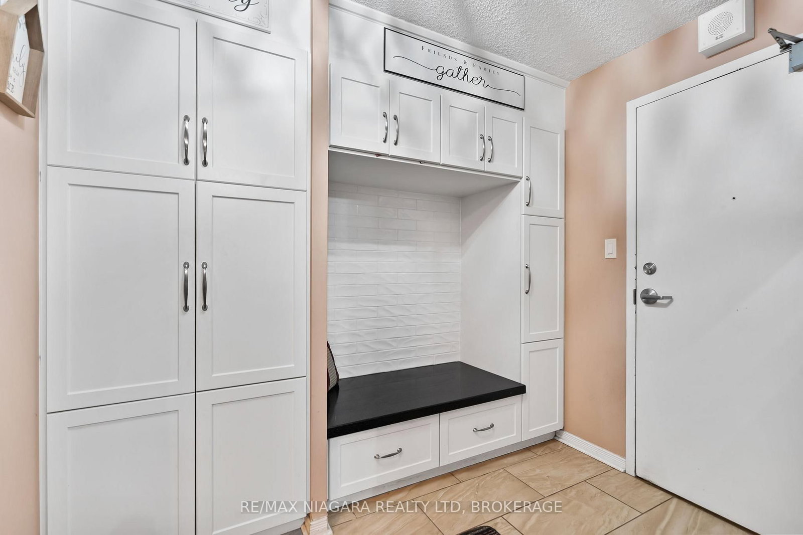 7 Gale Crescent, Unit B5 - Photo 5