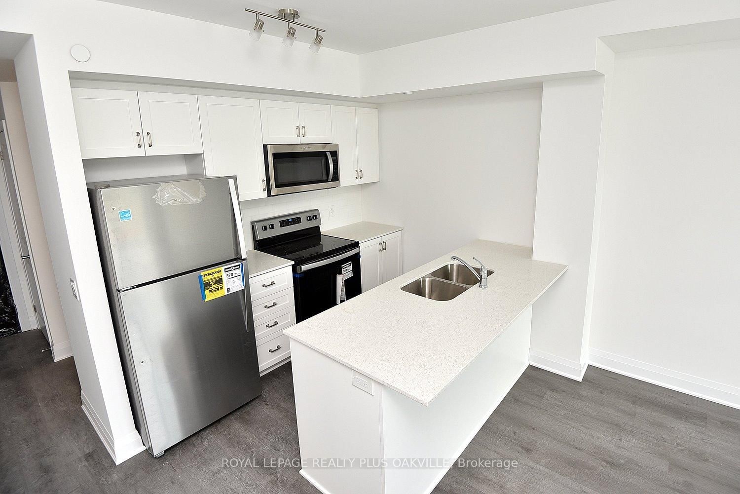 1936 Rymal Road E, Unit 219 - Photo 19