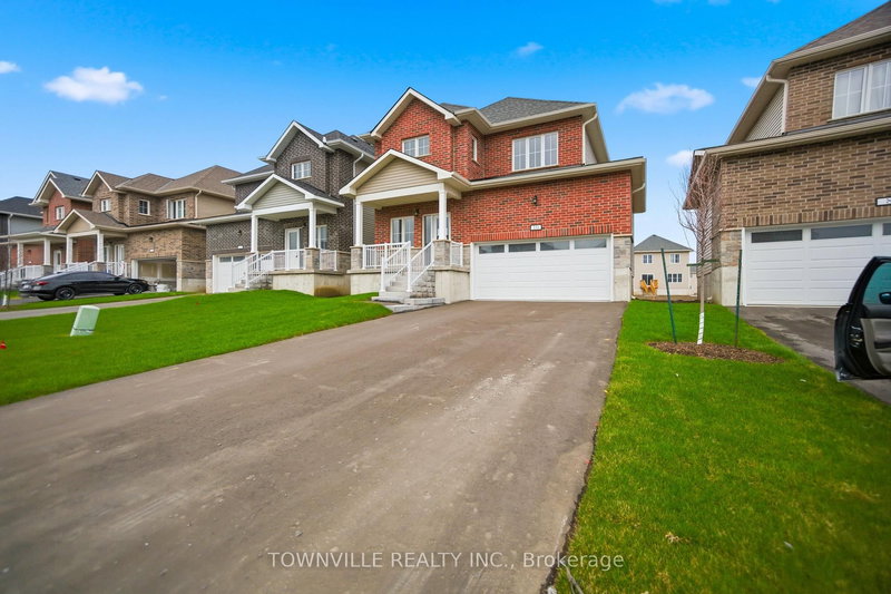 10 Bradden Cres, Belleville, K8N 0T8 | Image 2