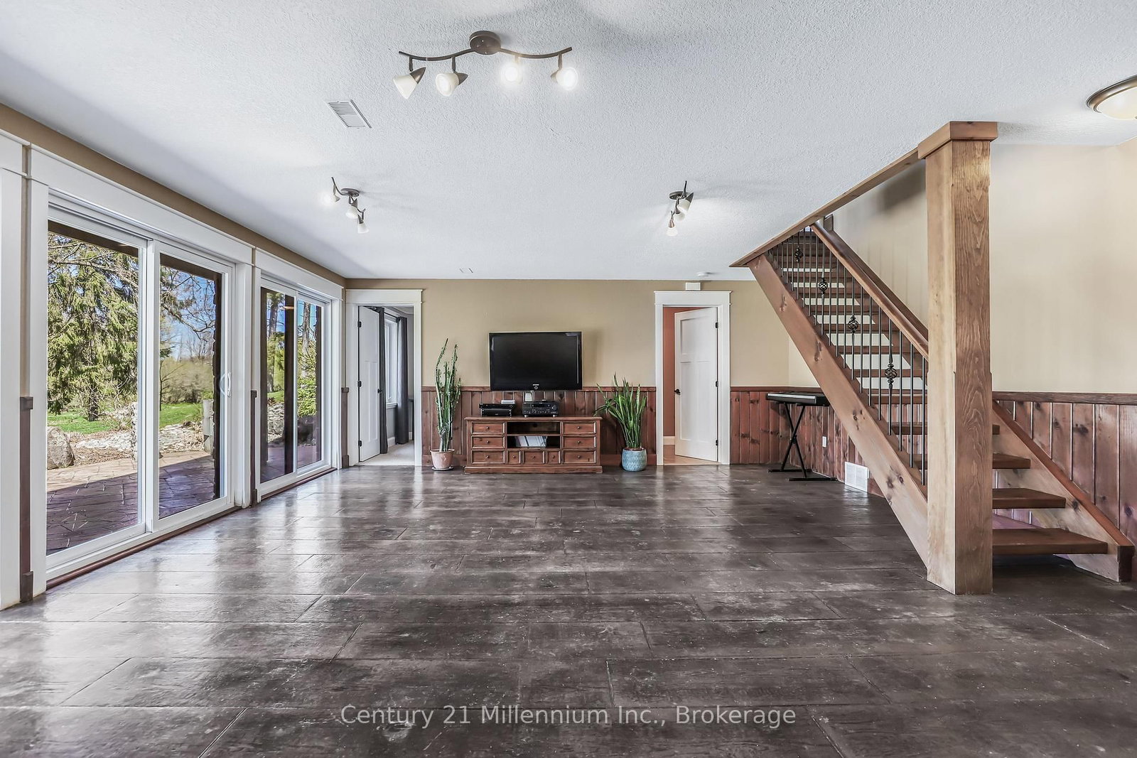 142 Mill Street - Photo 33