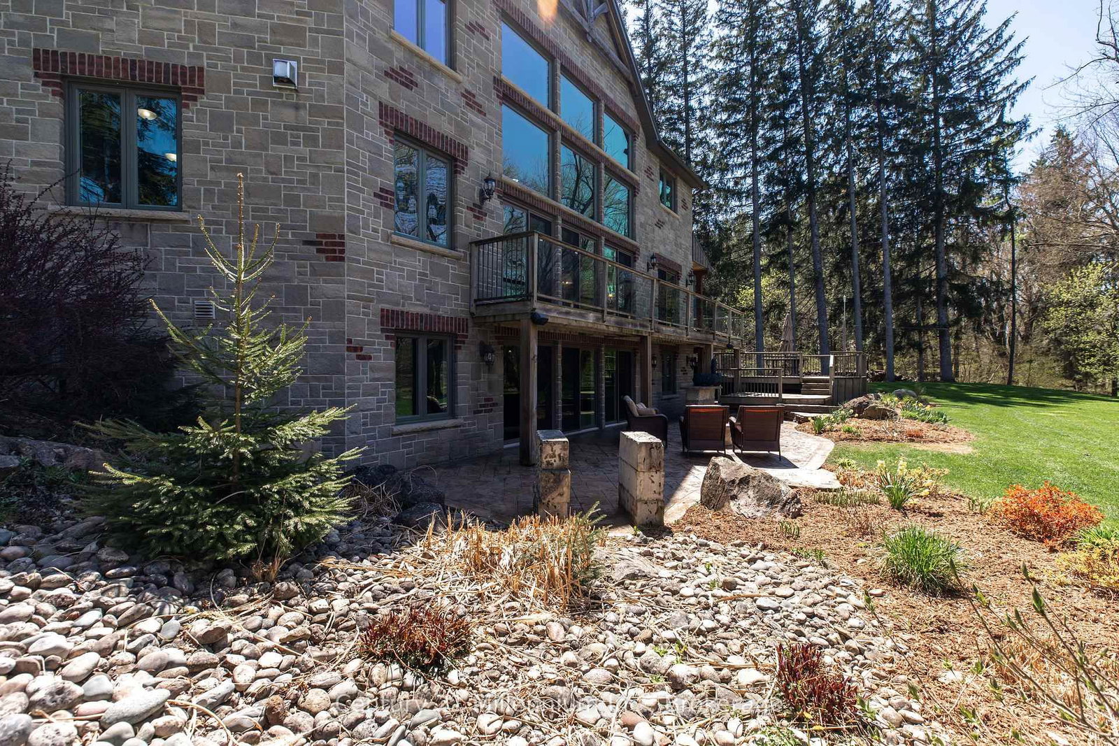 142 Mill Street - Photo 45