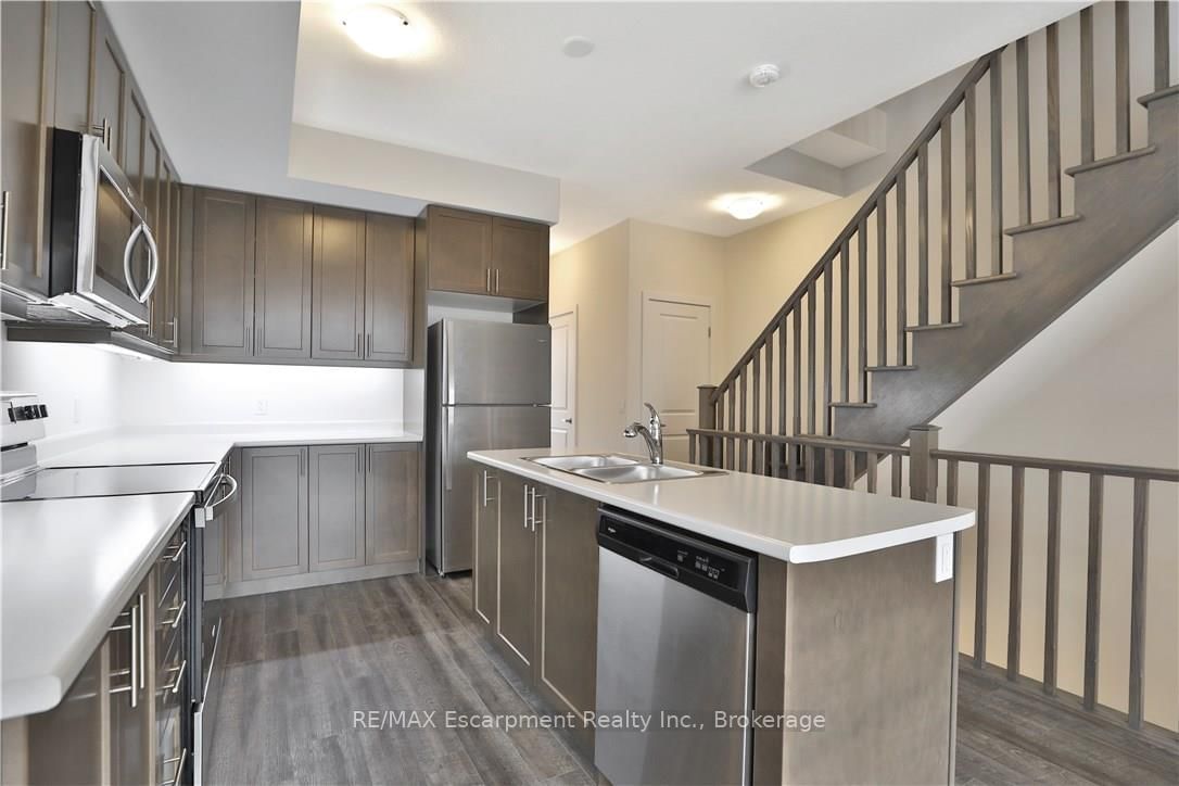 261 Skinner Road, Unit 8 - Photo 12