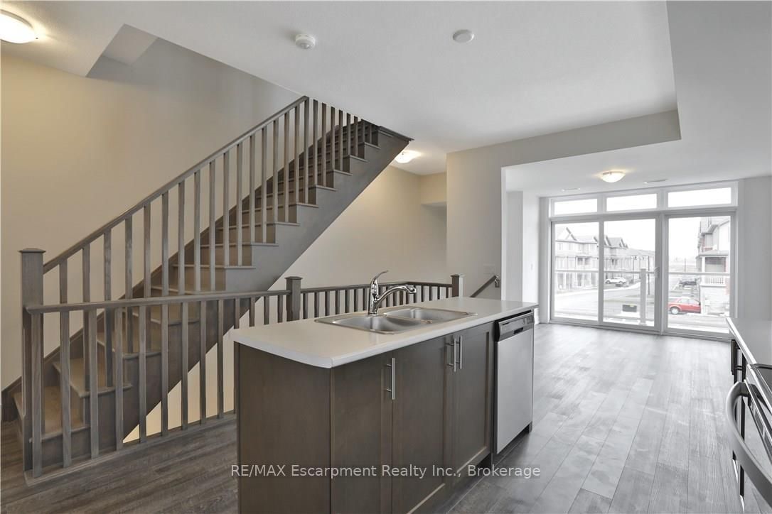 261 Skinner Road, Unit 8 - Photo 13