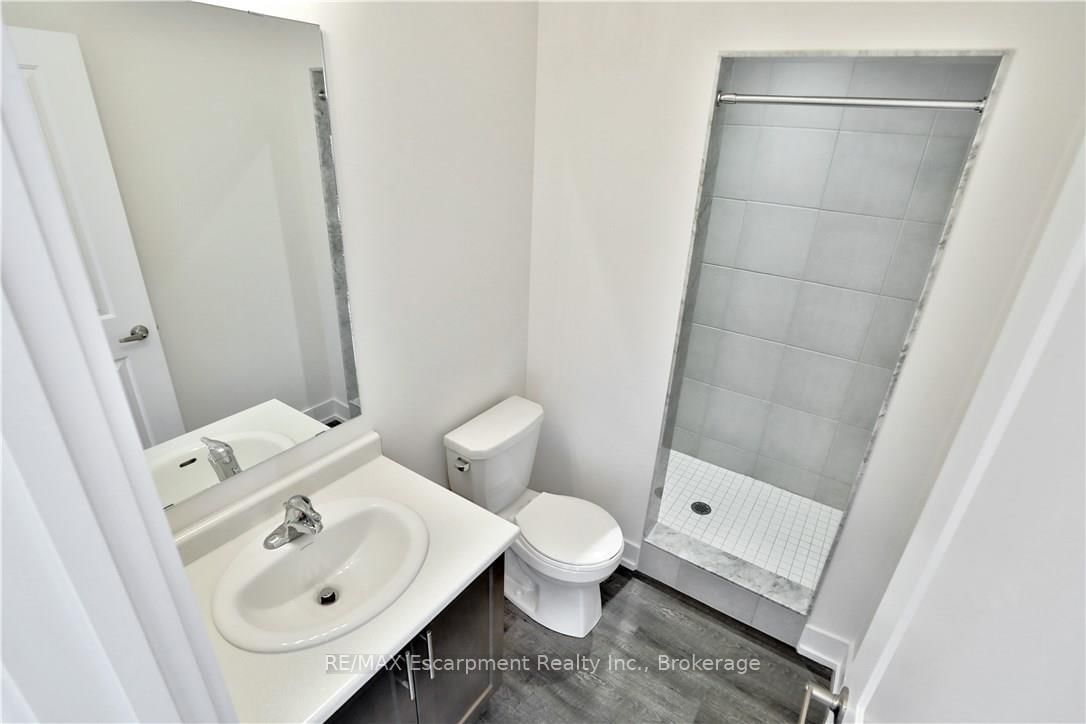 261 Skinner Road, Unit 8 - Photo 17