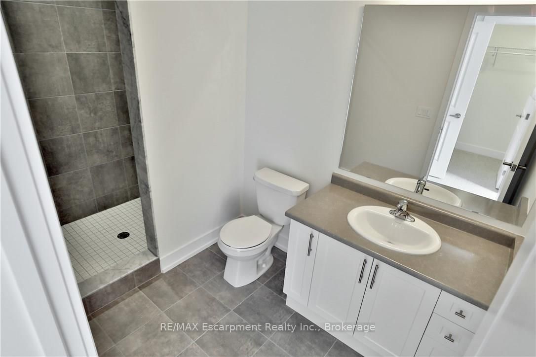 261 Skinner Road, Unit 8 - Photo 22