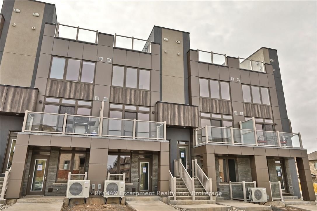 261 Skinner Road, Unit 8 - Photo 3