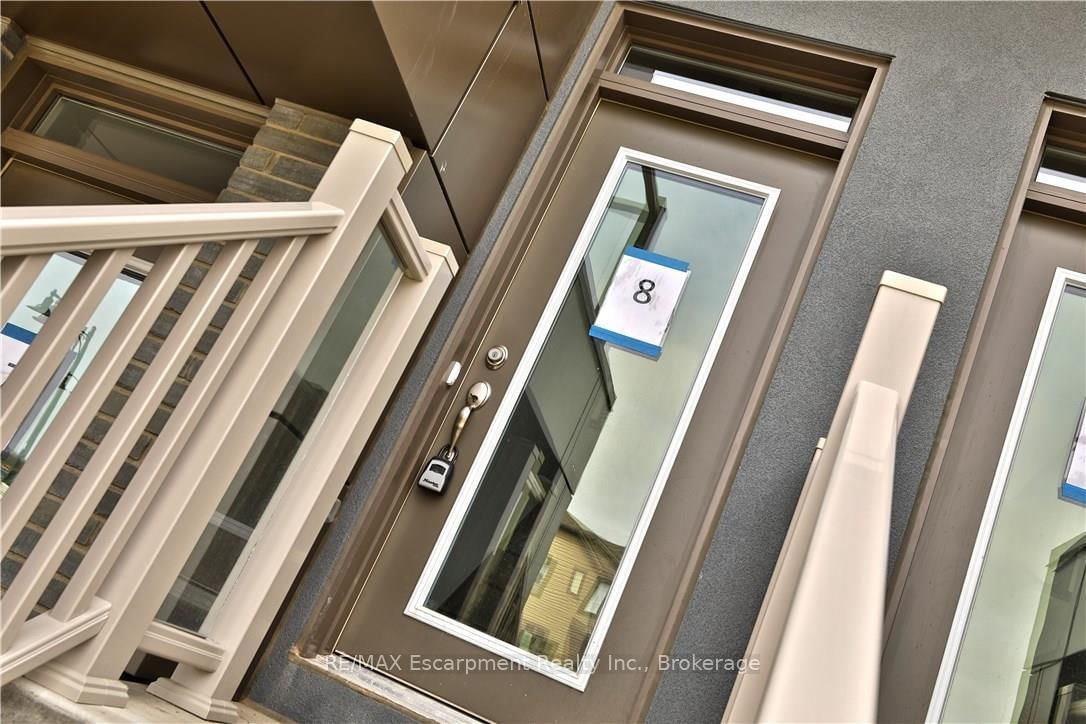 261 Skinner Road, Unit 8 - Photo 4