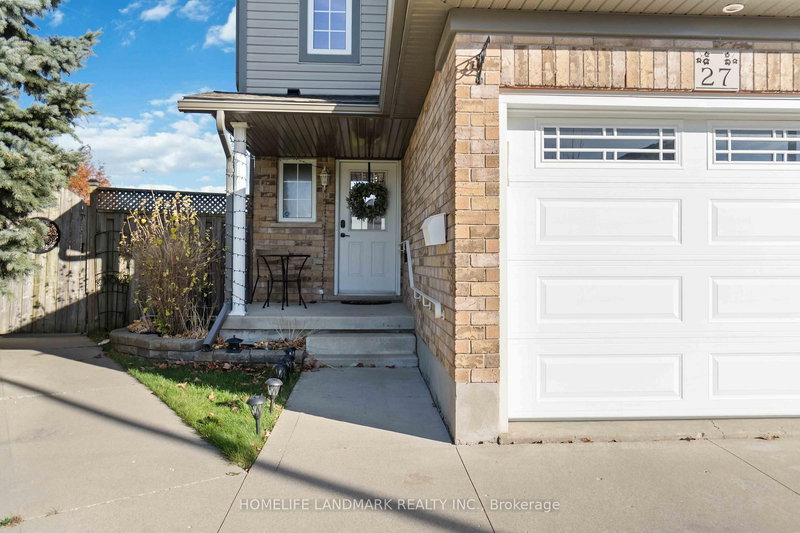 27 Red Clover Cres, Kitchener, N2E 4G8 | Image 3