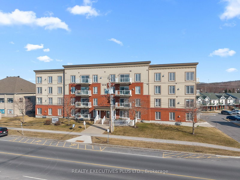 home for sale on 407-2921 Laurier Street