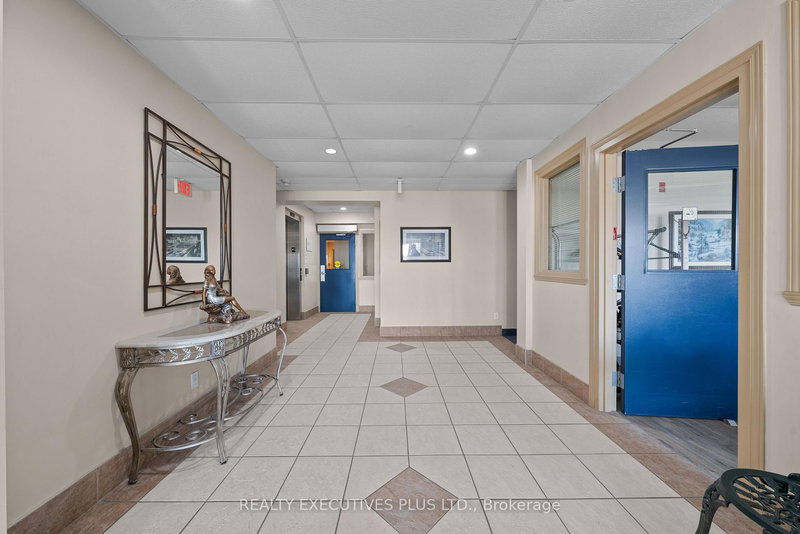 407 - 2921 Laurier St, Clarence-Rockland, K4K 1V2 | Image 3