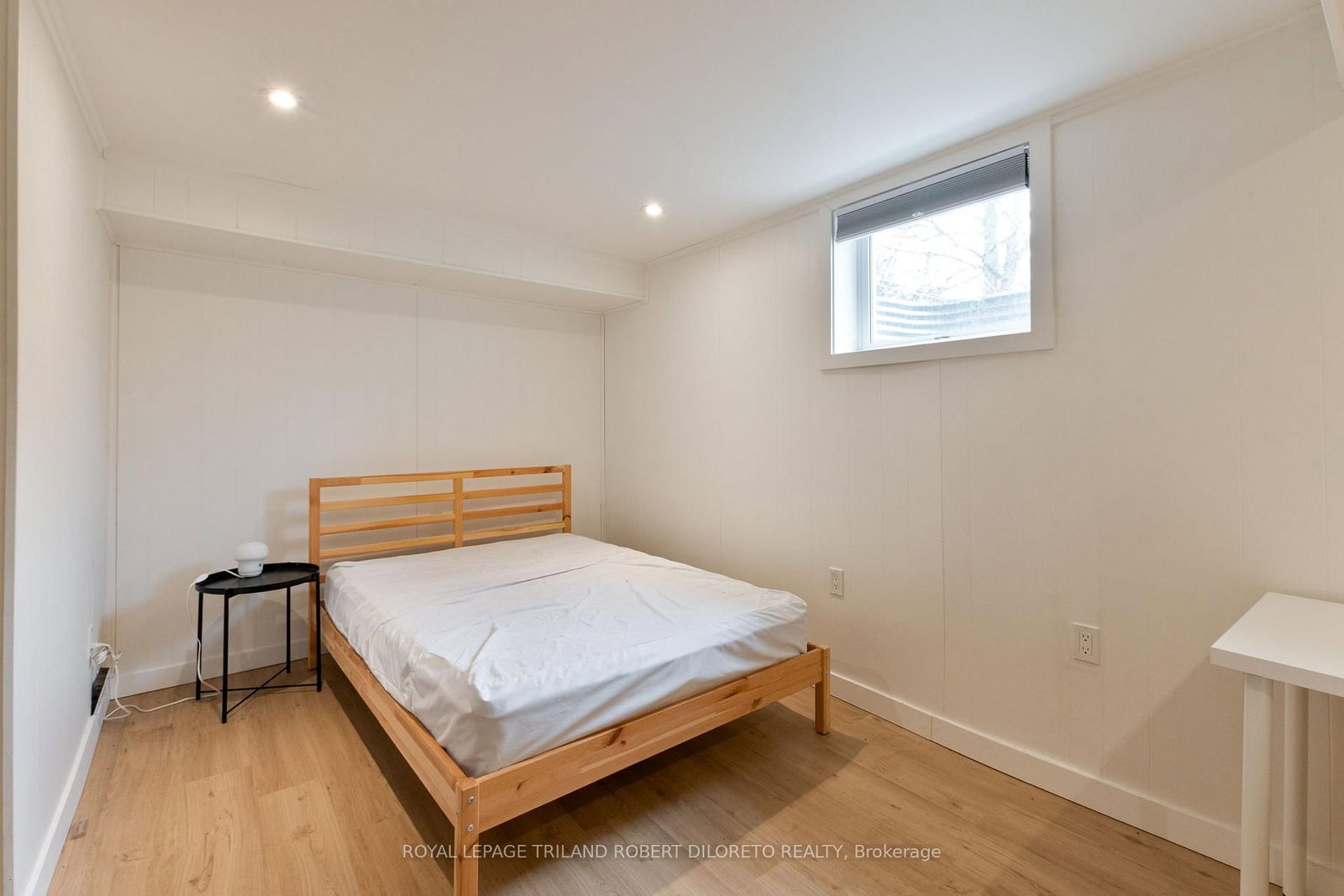 Detached House for sale at 389 Fox Avenue, London North, Ontario, N6G 1H7 - North K - MLS: X12983794