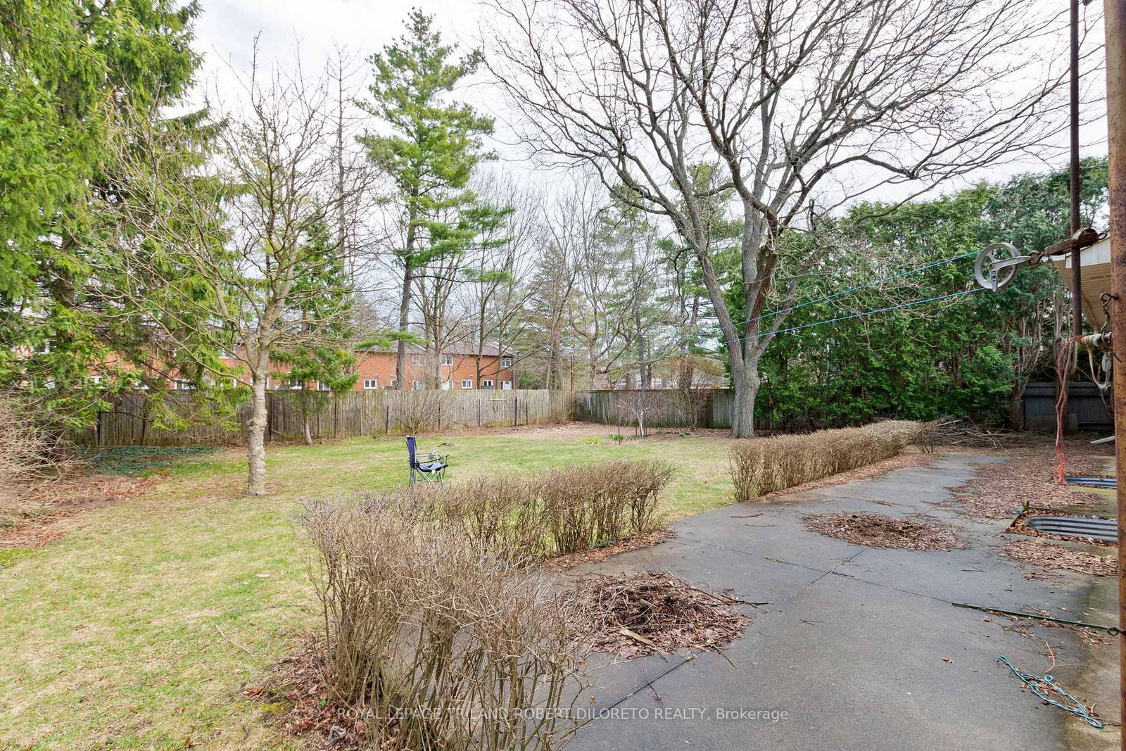 Detached House for sale at 389 Fox Avenue, London North, Ontario, N6G 1H7 - North K - MLS: X12983794