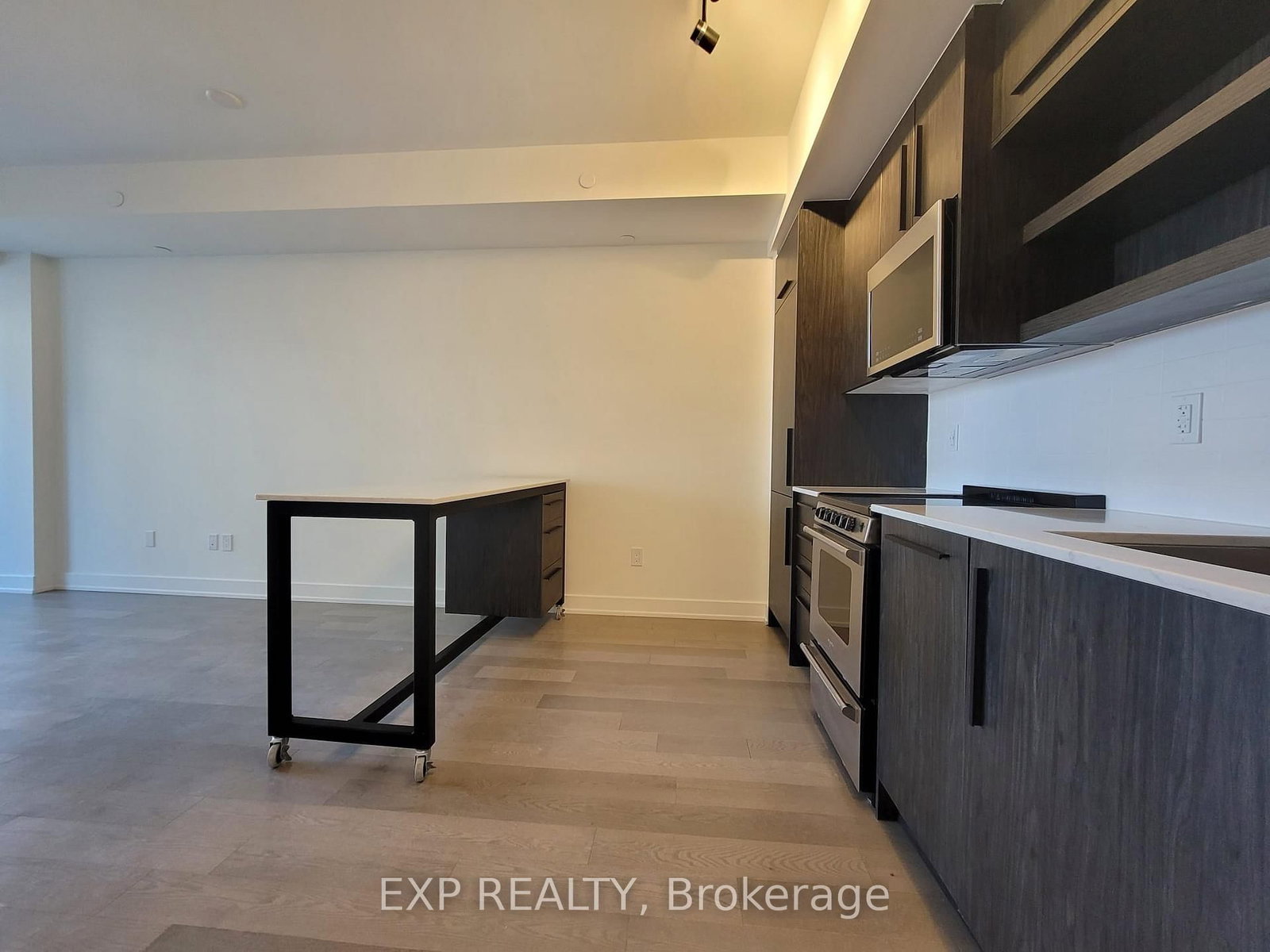 560 Rideau Street, Unit 407 - Photo 10